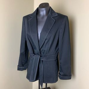 Tahari Pant Suit - black and cream - size 12